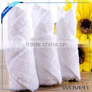 Convenient Airline Usage Logo Print White Cotton Towels thumbnail-2