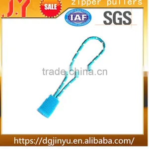 High Quality Pvc Plastic New Fashion Zipper Puller thumbnail-1