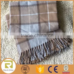 Wholesale 100% Acrylic Woven Herringbonel Check Jacquard Throw Blanket thumbnail-1
