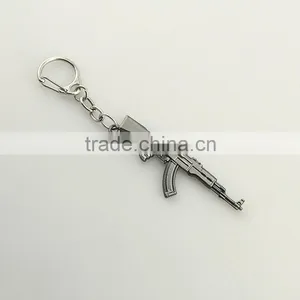 Small Gift Silver Plated Metal Gun Design Stainless Steel Keychain for Men Supplier's Choice thumbnail-2