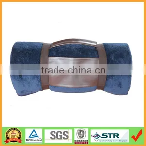 High Quality Super Soft Heavy Coral Fleece Blanket With Leather Strap Handle thumbnail-1