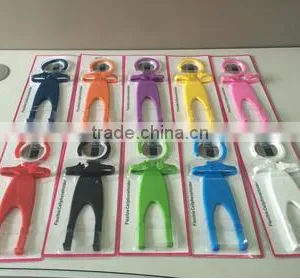 Phone Partner = Flexible Cell Phone Holder Human Hanger Design thumbnail-4