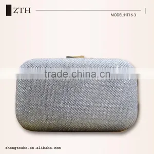Ladies High Quality Metal Skeleton Design Cosmetic Bag thumbnail-3