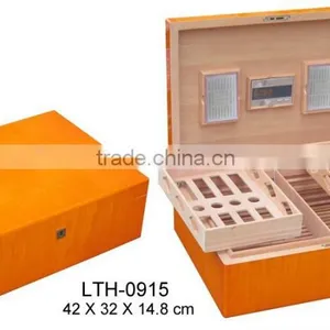 Lacquer Surface Wooden Humidores thumbnail-2