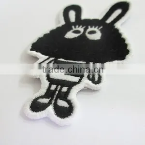 Made in China Custom Brand Logo Denim Clothing Fabric Emboridery Patch thumbnail-1