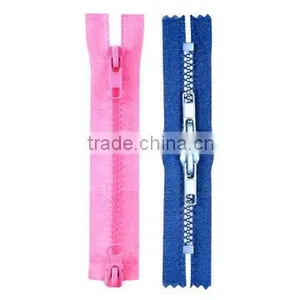 Plastic Zippers thumbnail-1