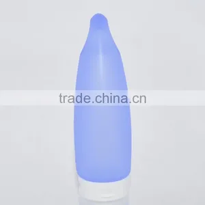 Silicone Bottle for Cosmetics When Traveling With a Hook MP4409 thumbnail-4