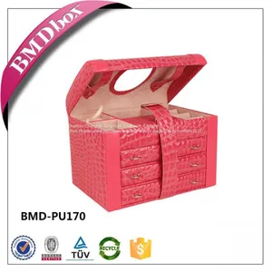 Leather Jewelry Box thumbnail-4