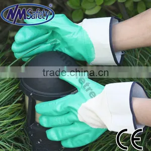 NMSAFETY Half Coated Nitrile Gloves Green Heavy Duty Nitrile Work Glvoes Oil-proof thumbnail-1