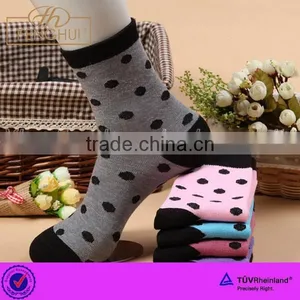 Latest Autumn Cotton Woman Socks thumbnail-1