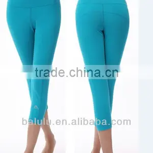 Four Ways Streable 88% Nylon +12% Spandex Yoga Capri thumbnail-1