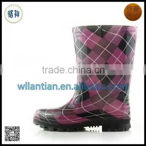 Girl Rain Boots thumbnail-1