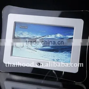 Multifunctional Fashion 7 Inch Digital Photo Frame thumbnail-1