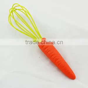 Cute Carrot Handle Egg Roll Maker thumbnail-1