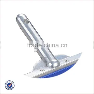 Curved Pool Brush With Aluminium Handle thumbnail-2