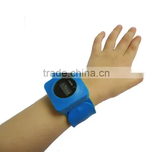 Kids Pedometer Watch thumbnail-1
