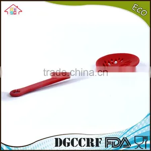 NBRSC FDA/LFGB Heat Resistant Circular Silicone Slotted Spoon Shovel Spatula Turner Spade New Leaf Shaped thumbnail-1