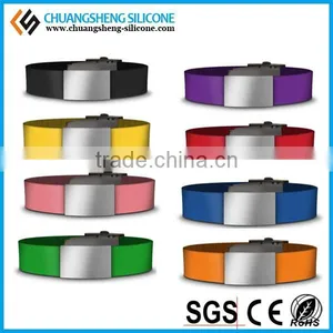 qr Code Silicone Bracelet With Metal Clasp With Factory Price thumbnail-2