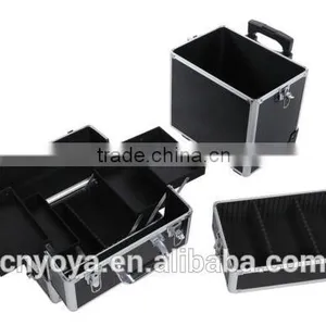 4 in 1 Aluminum Makeup Trolley Case thumbnail-5