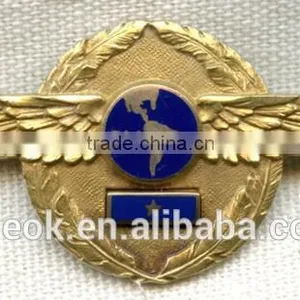 Promotional Gift Brand New Airplane Pin Badges thumbnail-1
