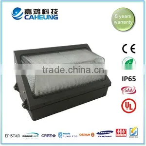 Outdoor Wall Light 50W LED Wall Pack thumbnail-3