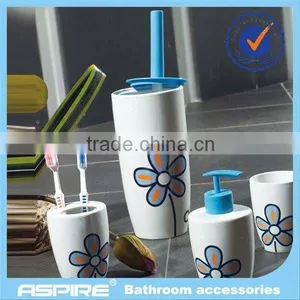 Cute Toothbrush Holder thumbnail-1