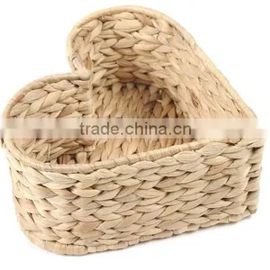 Water Hyacinth Heart Storage Gift Basket thumbnail-1