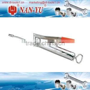 Pistol Grease Gun thumbnail-1