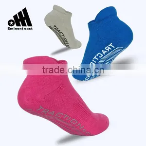 Free Sample Customized Colorful Cheap Price Antibacterial Soft Comfortable Yoga Pilates Anti-slip Socks thumbnail-1