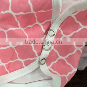 2015 New Pink Quatrefoil Baby Romper Tutu Romper Dress With Matching Headband and Leg Warmer thumbnail-2