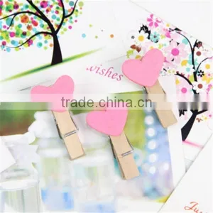 Cute Felt Heart Mini Clip Wood Pegs Kid Craft Party Favor Supply 35mm thumbnail-1