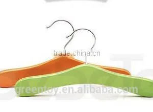 Cheap Wholesale Children Wooden Hanger for Clothes thumbnail-4