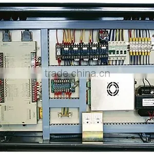 Small Plastic Machine to Inject Plastic Parts thumbnail-2