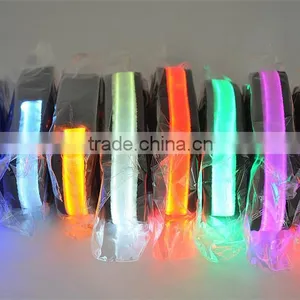 Waterproof Luminous LED Dog Collar Light Style Flash Led Dog Leash for Pet Dog thumbnail-4