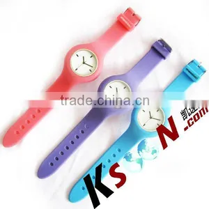 Sports Silicone Wristwatch thumbnail-1