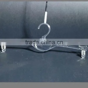 Pink Plastic Small Underwear Clips Hanger thumbnail-1