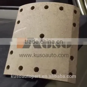 15 Holes Heavy Duty Truck Rear Brake Pad With Rivet for UD Disesl Tractor Truck Parts thumbnail-1