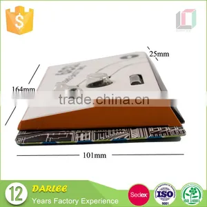 Spot uv Embossed Magnetic Closure Recyclable Free Sample Iphone Earphone Packaging Box thumbnail-5