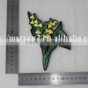 Cheap Price Factory Wholesale Professional Customized Applique Embroidered Patches Flower Shape for Clothing thumbnail-6