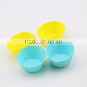 Colorful Round-shape Mini Silicone Cake Mold thumbnail-2