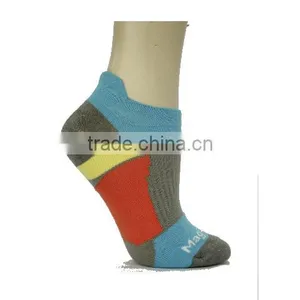 Bamboo Charcoal Yarn Under-knee Sports Ankle Socks thumbnail-6