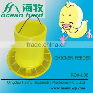 Factory Direct Sale Plastic Handing Chicken Feeder thumbnail-3
