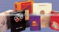 Factory Sale Customized Gift Paper Packing Bag for Wine thumbnail-6