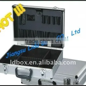 Customized Aluminum Suitcase thumbnail-1