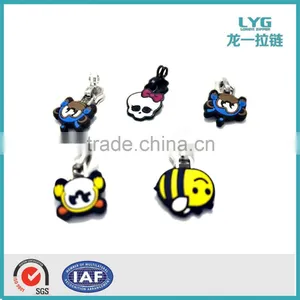 Apparel Catoon Custom Single Lock OEM Price Zipper Puller Garment Accessories thumbnail-1