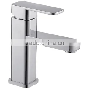 High Quality Square Brass Bath Faucet, Polish and Chrome Finish, Best Sell Square Series Faucet Quality Choice thumbnail-2