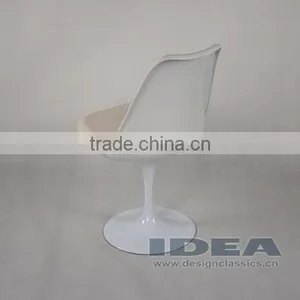 Replica Eero Saarinen Tulip Chair - White Cushion thumbnail-4