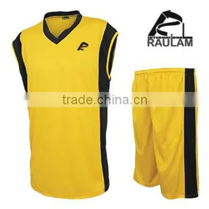 100% Polyester High Quality Basketball Uniforms thumbnail-1