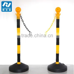 Yellow/Black Water Filled Barrier With Plastic Chain thumbnail-1