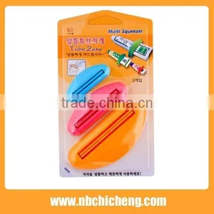 3pcs Promotional Plastic Mini Toothpaste Squeezer Dispenser thumbnail-5